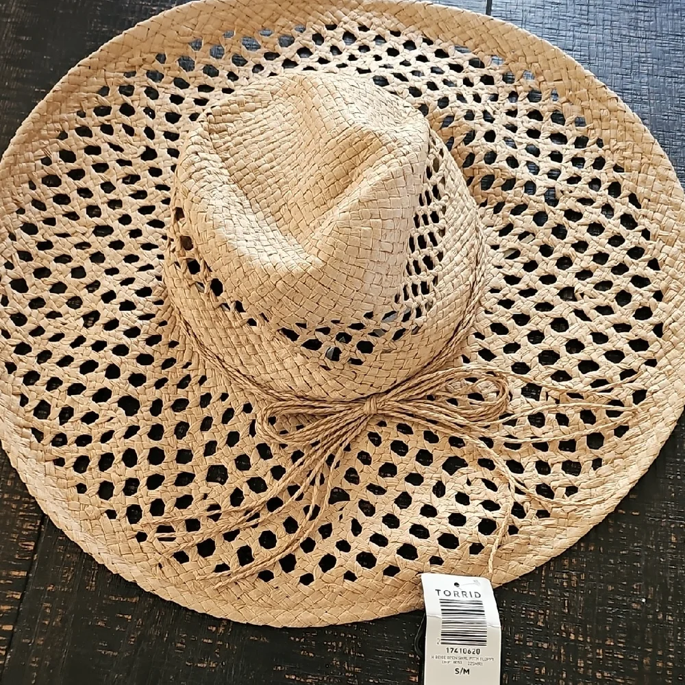 Torrid Natural Woven Sun Hat NWT Size S/M